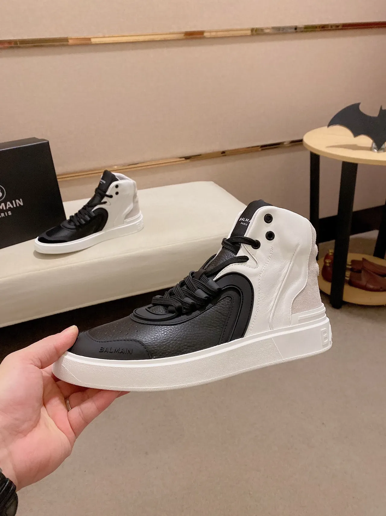 Balmain Tênis Lifestyle Preto Branco High-Top Two-Tone 8