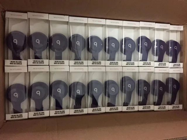 Beats Solo3 Special Edition Over-Ear Headphones 13