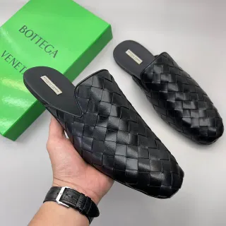 Bottega Veneta Andiamo काला Intrecciato बुना हुआ चमड़ा लोफर
