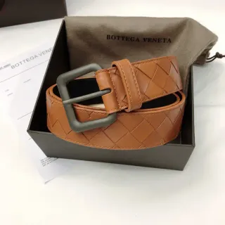 Bottega Veneta Cassette Intrecciato टैन चमड़े की बेल्ट
