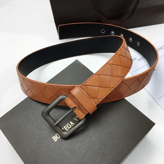 Bottega Veneta Cassette Intrecciato Cinto de couro tan 9