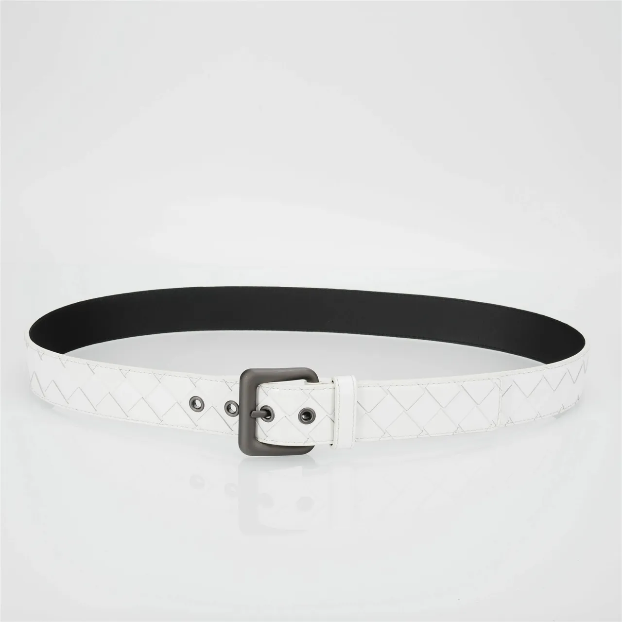 Bottega Veneta Cassette Intrecciato Ceinture en cuir blanc 9