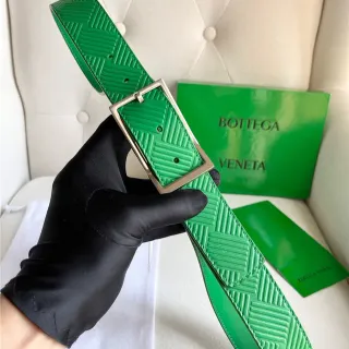 Bottega Veneta 绿色银色 压花 几何 Intrecciato 图案 长方形 扣头 皮带