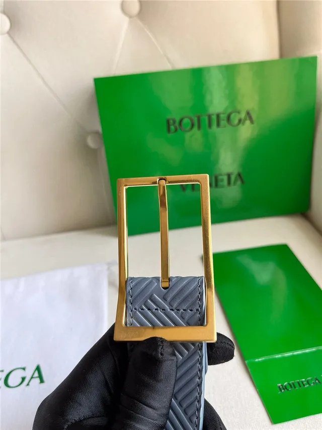 Bottega Veneta Cinto de couro verde prata com padrão geométrico embossado Intrecciato fivela retangular 4