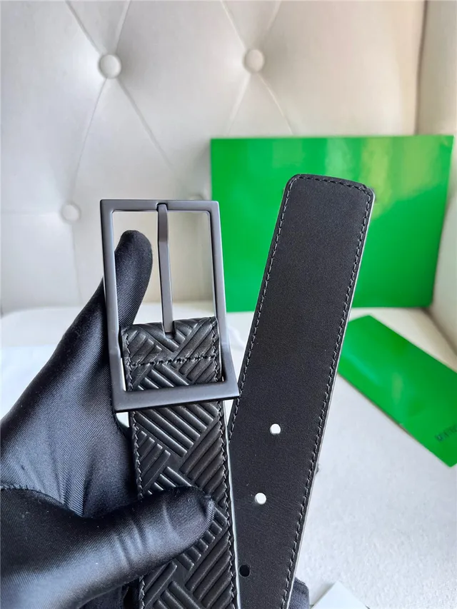 Bottega Veneta Cinto de couro verde prata com padrão geométrico embossado Intrecciato fivela retangular 22