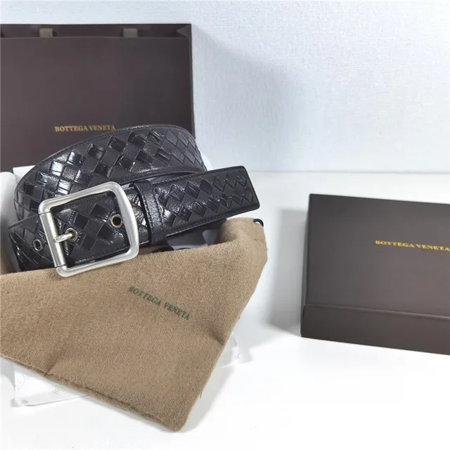 Bottega Veneta Intrecciato Woven Ceinture en cuir noir 2
