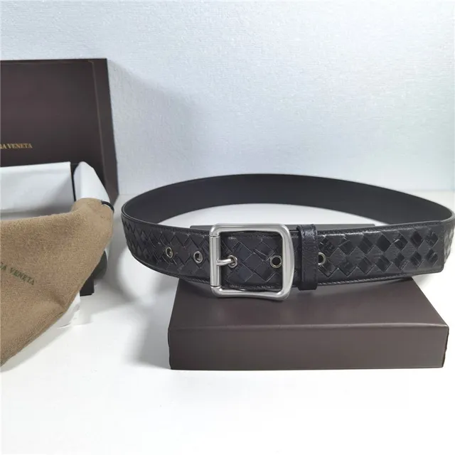Bottega Veneta Intrecciato Woven Ceinture en cuir noir 4