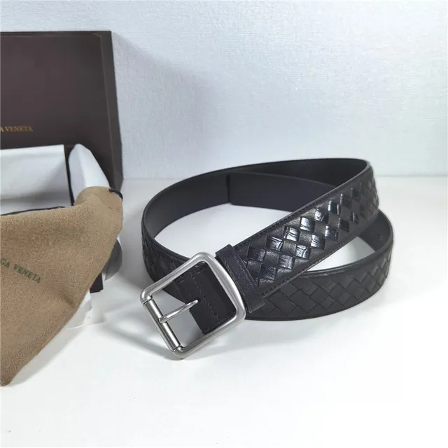 Bottega Veneta Intrecciato Woven Ceinture en cuir noir 9
