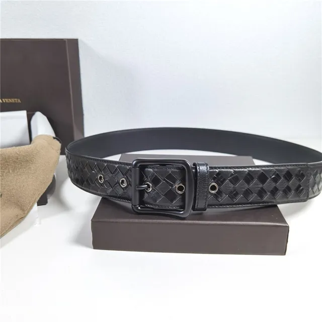 Bottega Veneta Intrecciato Woven Ceinture en cuir noir 13