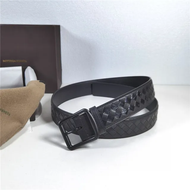 Bottega Veneta Intrecciato Woven Ceinture en cuir noir 18