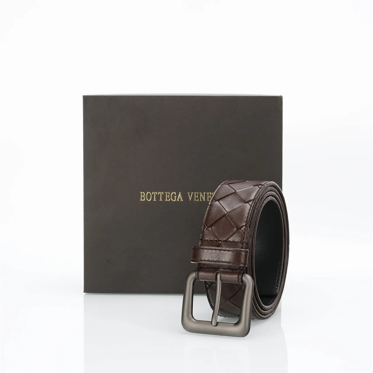 Bottega Veneta Intrecciato Cinto de couro marrom trançado 6