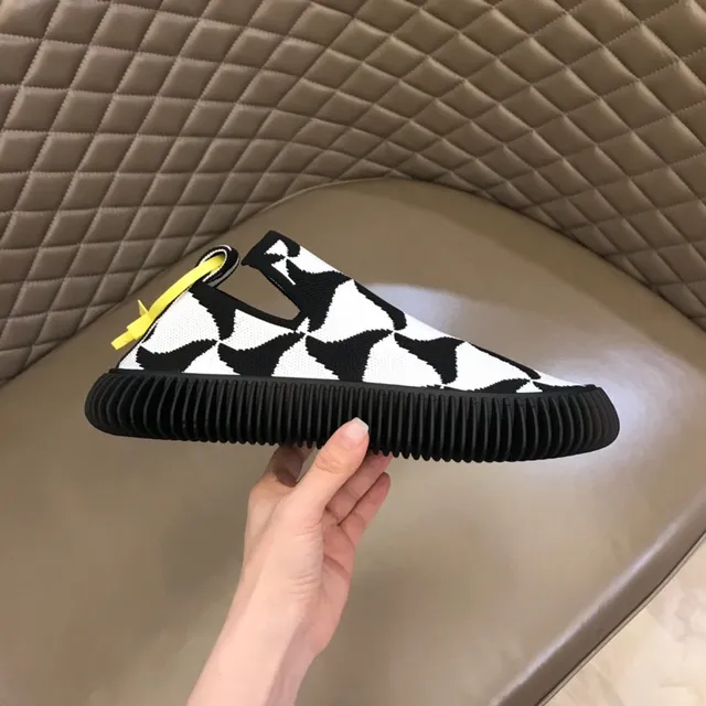 Bottega Veneta Speed Trainer chaussures lifestyle en tricot géométrique noir et blanc 5
