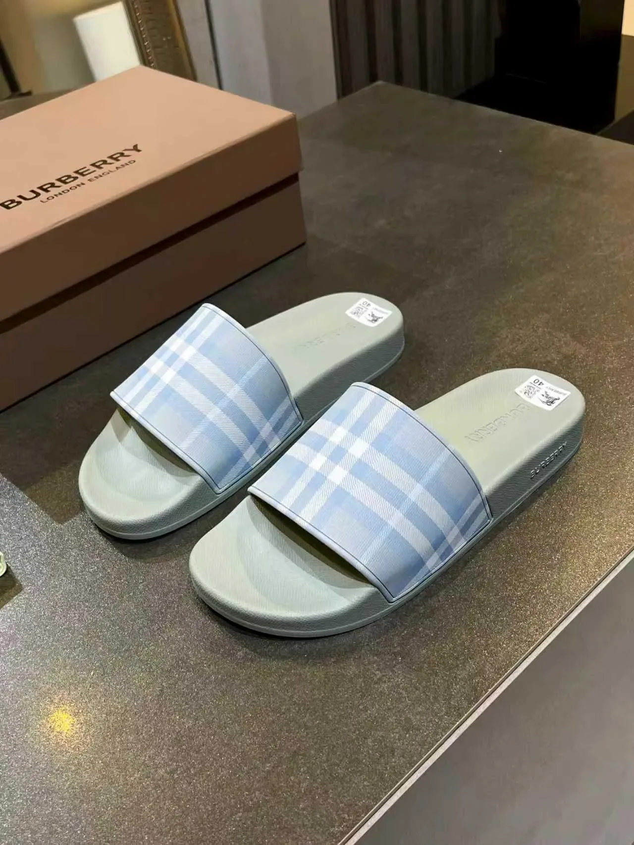Burberry Azul Bege Sola de borracha moldada Tira única larga xadrez Sandálias 4
