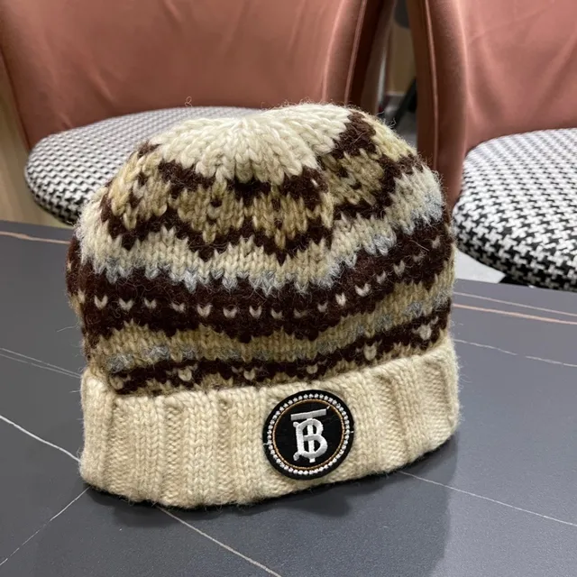 Burberry Fair Isle Beige Brown Knit Ribbed Cuff Beanie 3