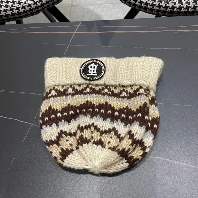 Burberry Fair Isle Beige Brown Knit Ribbed Cuff Beanie 7
