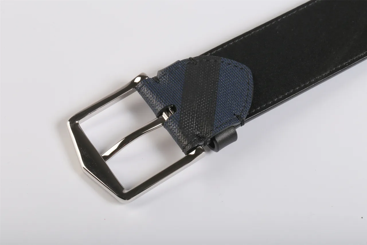 Burberry Geometric Navy and Black Leather Belt 2