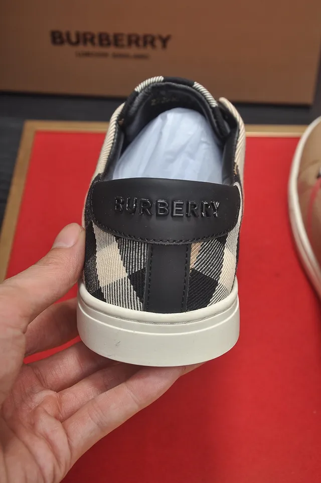 Burberry Knight Beige Check Canvas Lifestyle Baskets 2