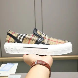Burberry Knight Beige White Slip-On Platform Sole Lifestyle Sneakers