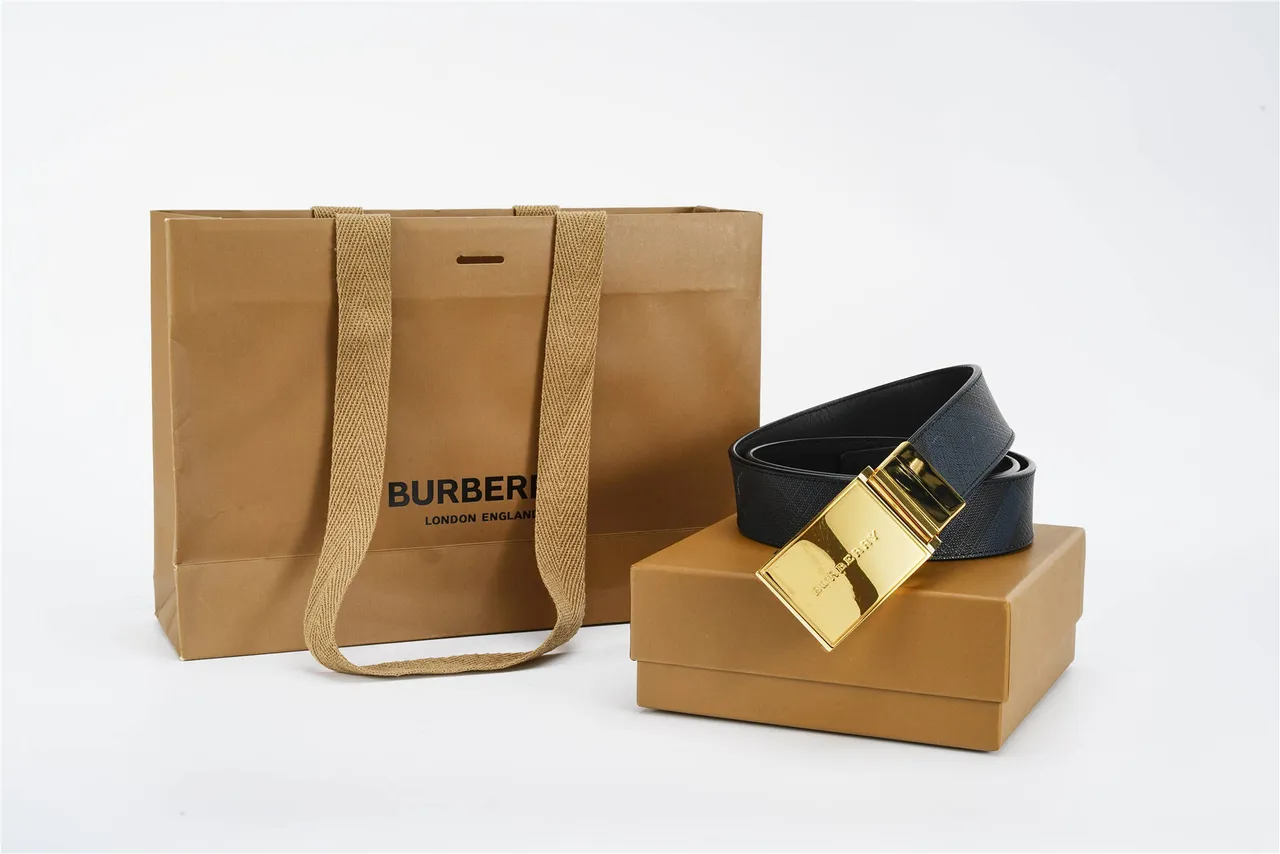 Burberry Knight Black Gold Rectangular Buckle Textured Strap Leather Belt 5