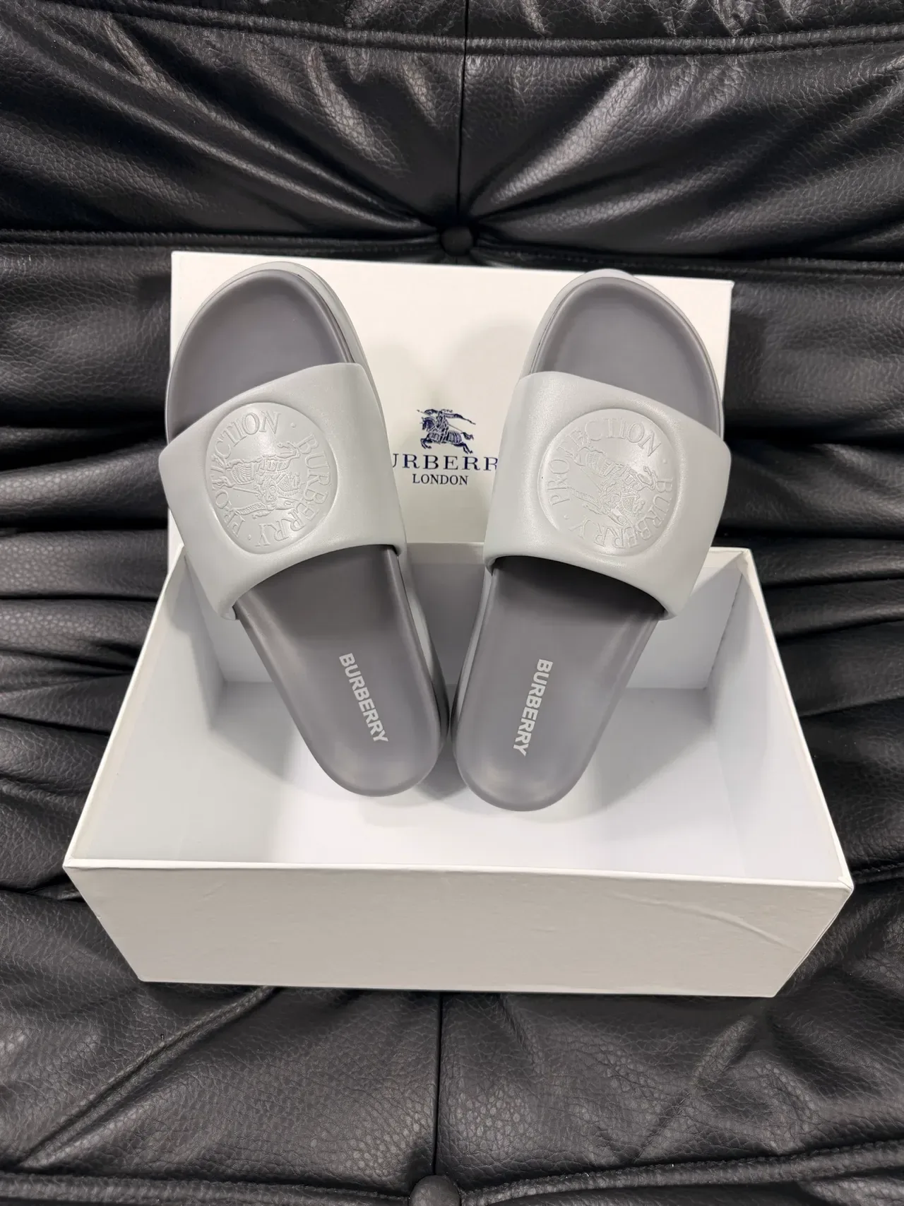Burberry Knight Gray Molded Rubber Slippers 4