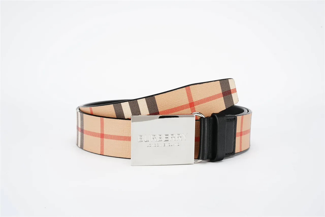 Burberry Knight House Check and Black Leather Belt 3