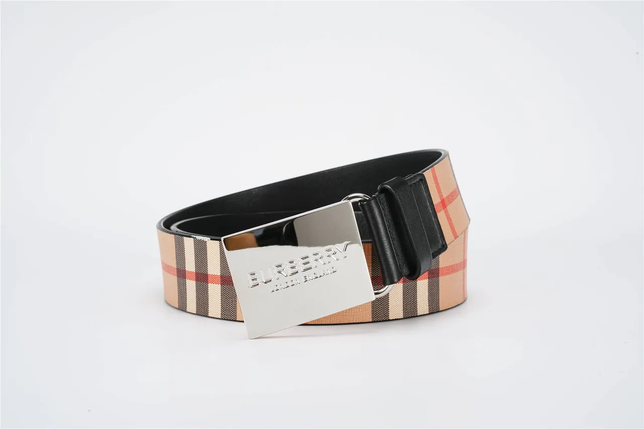 Burberry Knight House Check and Black Leather Belt 4