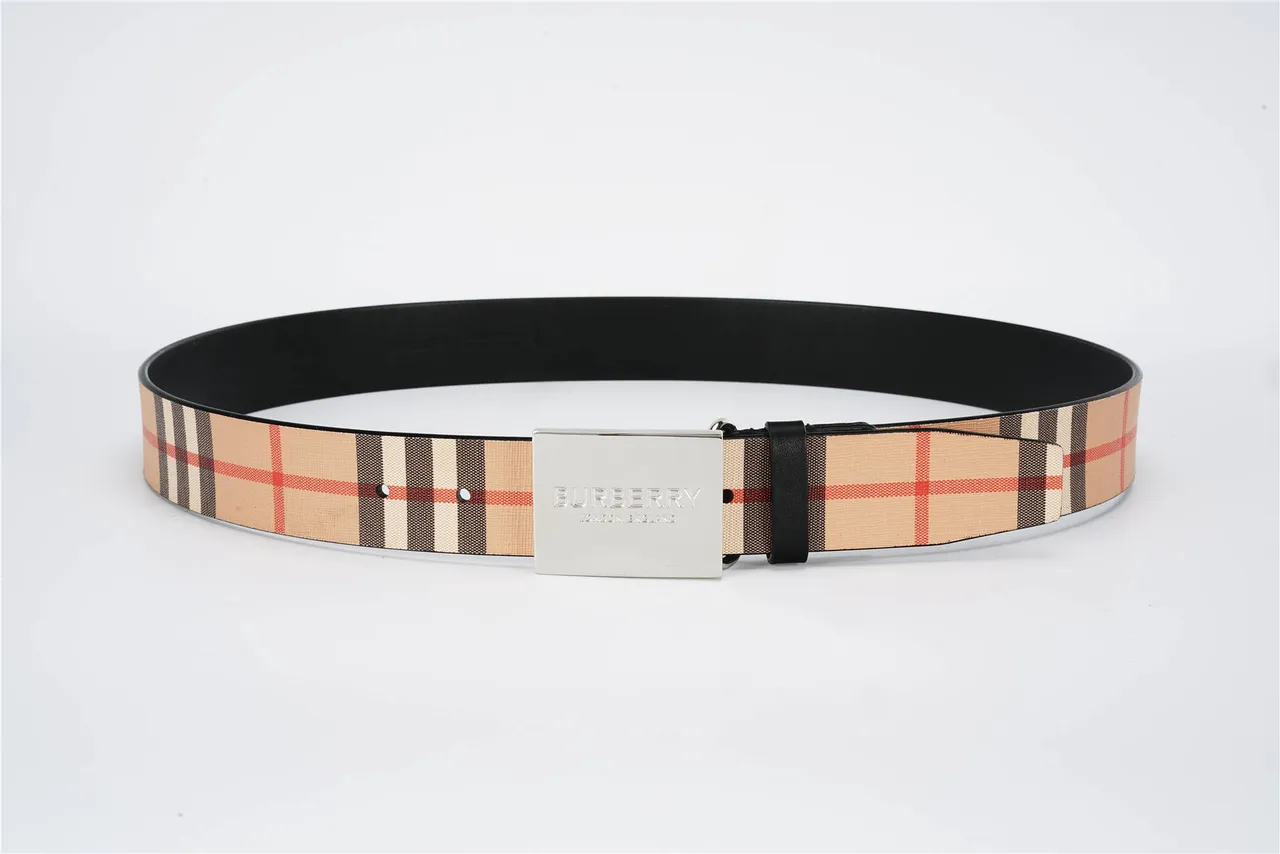 Burberry Knight House Check and Black Leather Belt 9