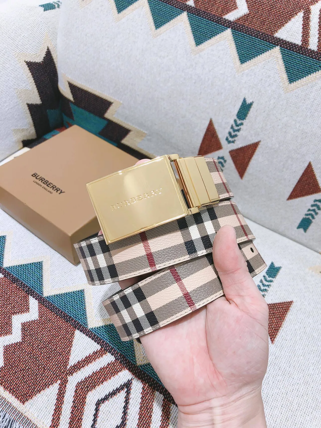 Burberry Chevalier Maison Échiquier Beige Noir Rouge Ceinture en cuir 2