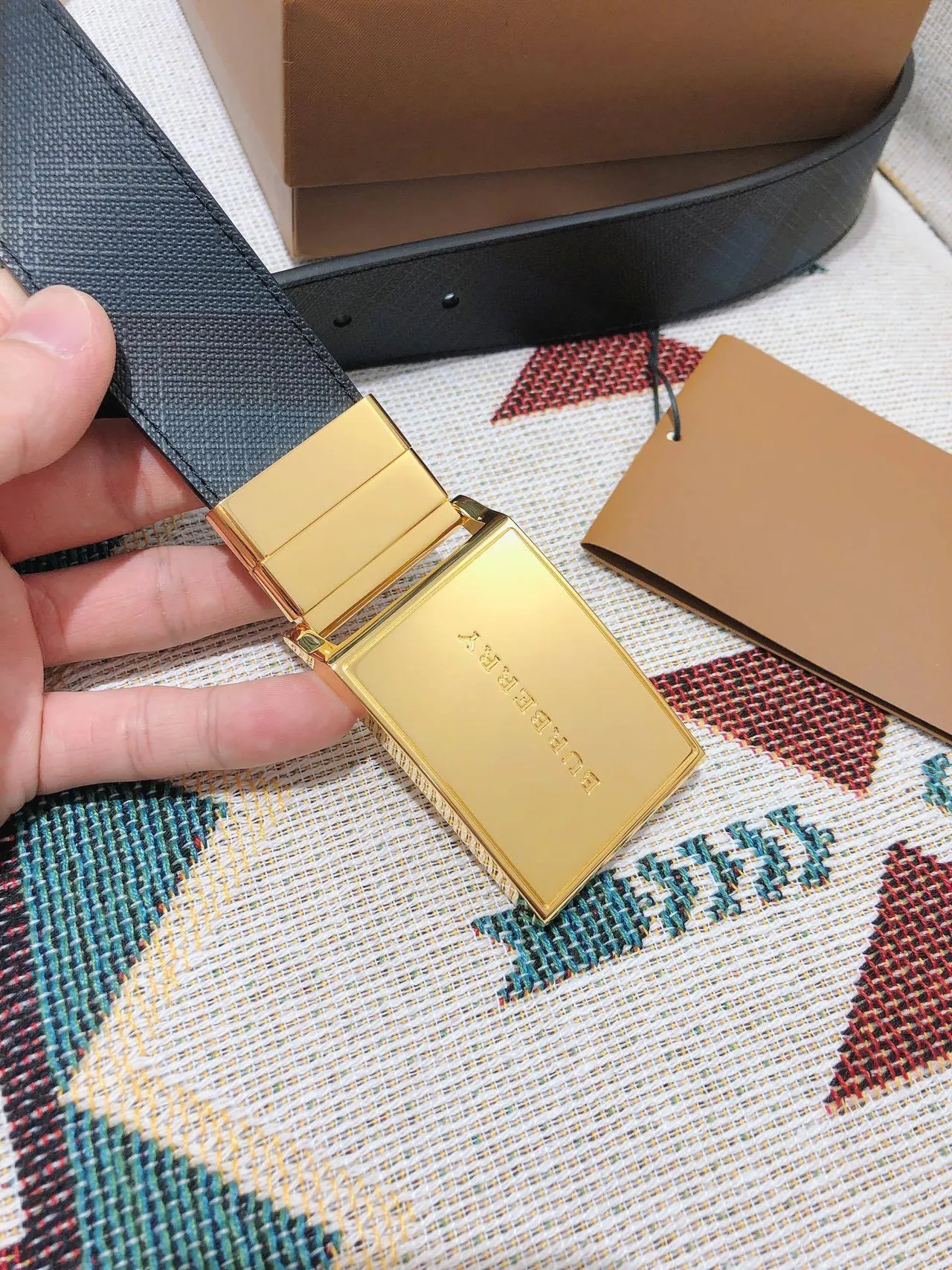 Burberry Knight উল্টানো বোনা চামড়া বেল্ট 6