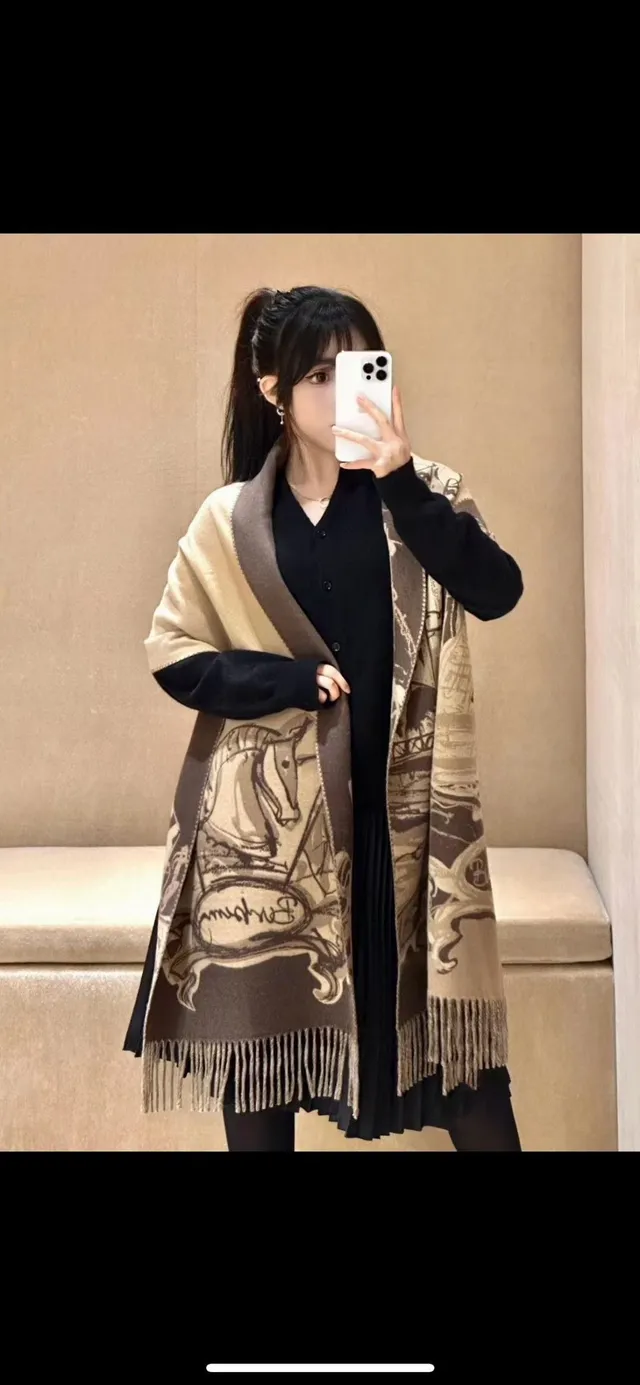Burberry Knight Sketch Beige Brown Shawl 4
