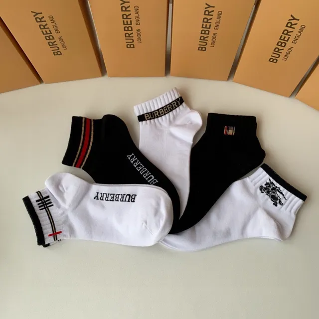 Burberry Logo-Print and Check-Stripe Ankle Socks 8