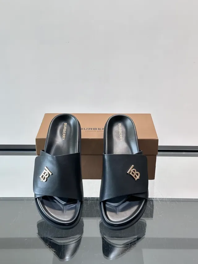 Burberry Monogram Slide Black Beige Minimalist Single-Strap chaussons 4