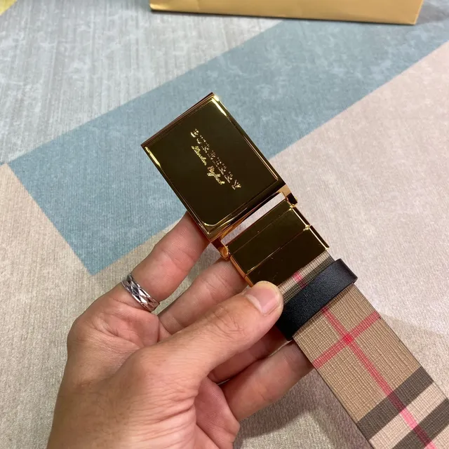 Burberry Reversible Nova Check Belt Beige Black Pattern Leather Belt 5