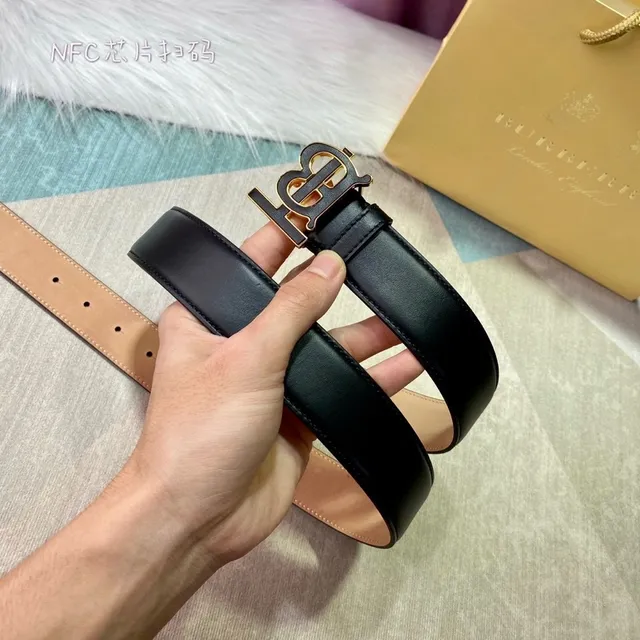 Burberry TB Ceinture Noir Or Lisse Monogram Boucle Ceinture Cuir 5