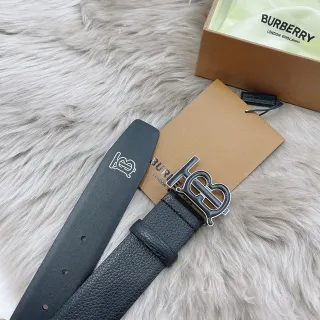 Burberry TB Monogram কালো গুঁড়ো চামড়ার বেল্ট