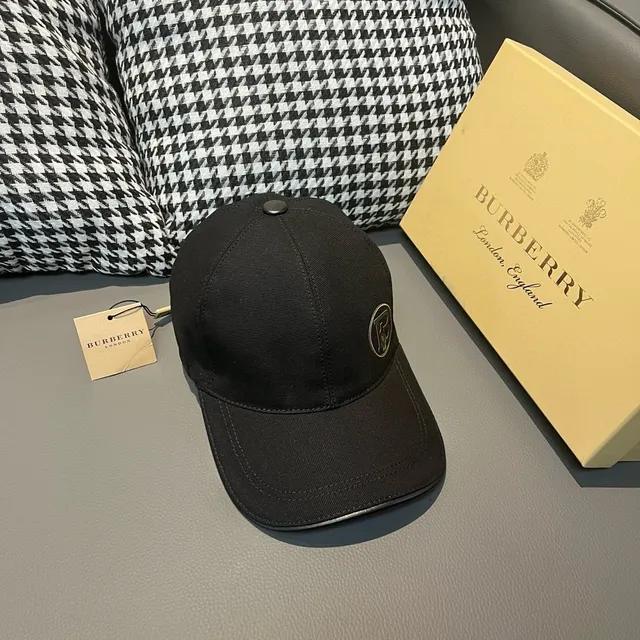 Burberry White Black Structured Six-Panel Embroidered Monogram Baseball Cap 4