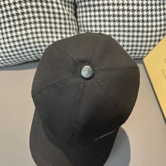 Burberry White Black Structured Six-Panel Embroidered Monogram Baseball Cap 7