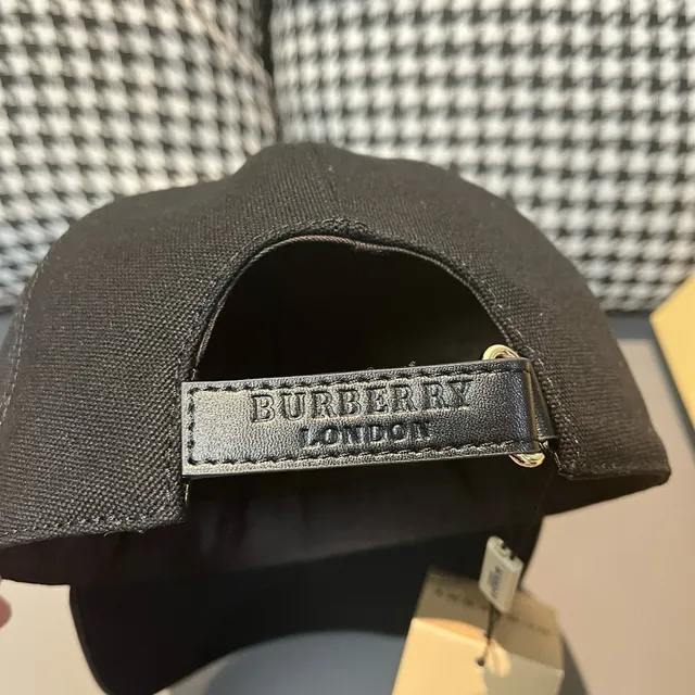 Burberry White Black Structured Six-Panel Embroidered Monogram Baseball Cap 9