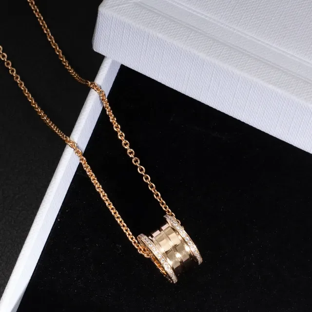 Bvlgari B.zero1 Collier en or rose diamants pavé cylindrique 2