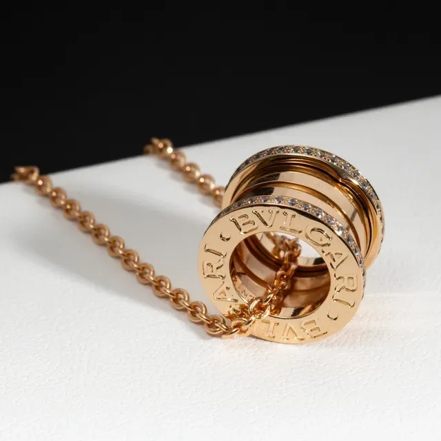 Bvlgari B.zero1 Collier en or rose diamants pavé cylindrique 6