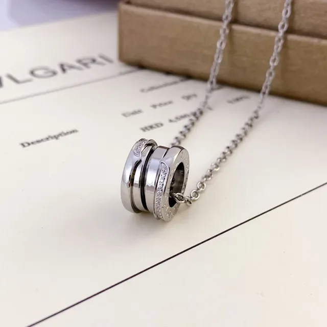 Bvlgari B.zero1 Collier avec pendentif cristal multi-anneaux 4