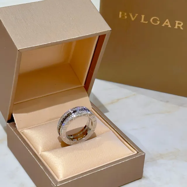Bvlgari B.zero1 Stacked Pavé Diamond and Black Inlay Ring 4