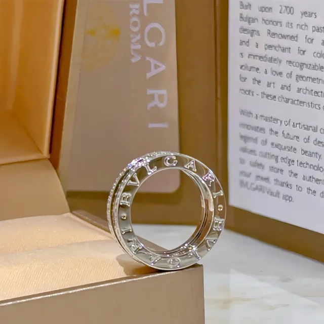 Bvlgari B.zero1 Stacked Pavé Diamond and Black Inlay Ring 6