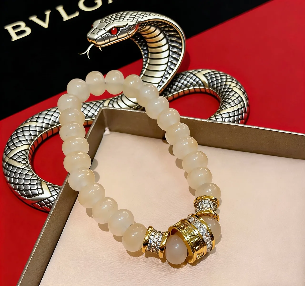Bvlgari Beige Gold মুক্তো হার্ডওয়্যার ব্রেসলেট 4
