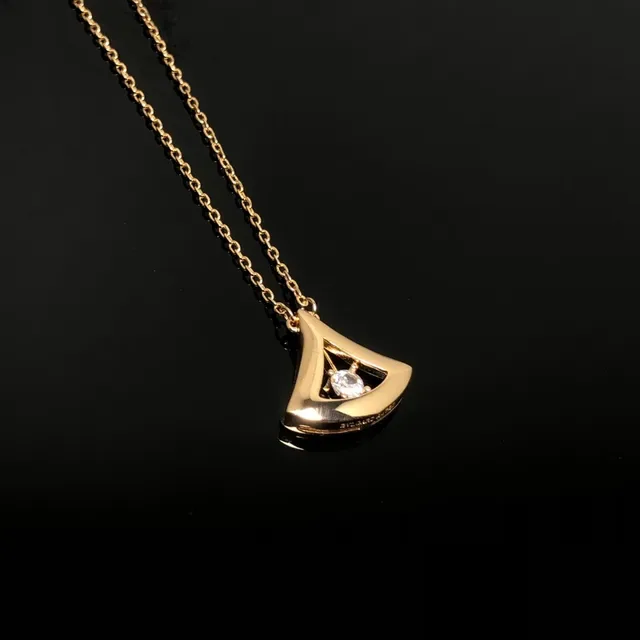 Bvlgari Divas’ Dream Gold Silver Triangular Fan-Shaped Openwork Necklace 4