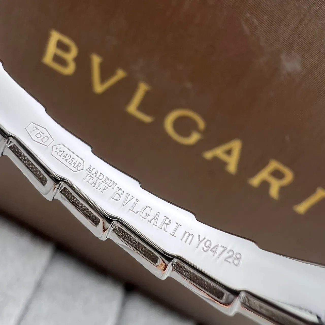 Bvlgari Bracelets Bangle Rigides Géométriques Pavé-Set 2