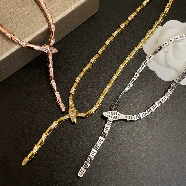 Bvlgari Serpenti Pavé Diamond Snakehead Necklace 2
