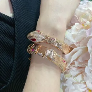 Bvlgari Serpenti Rose Gold Pavé Diamond रूबी सांप कंगन