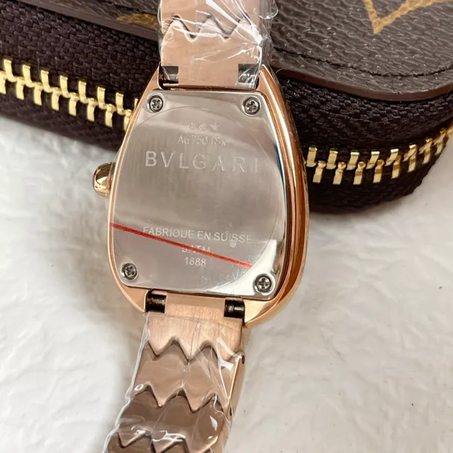 Bvlgari Serpenti Bézel diamant en forme de larme Rose Gold Mechanical Watch 8