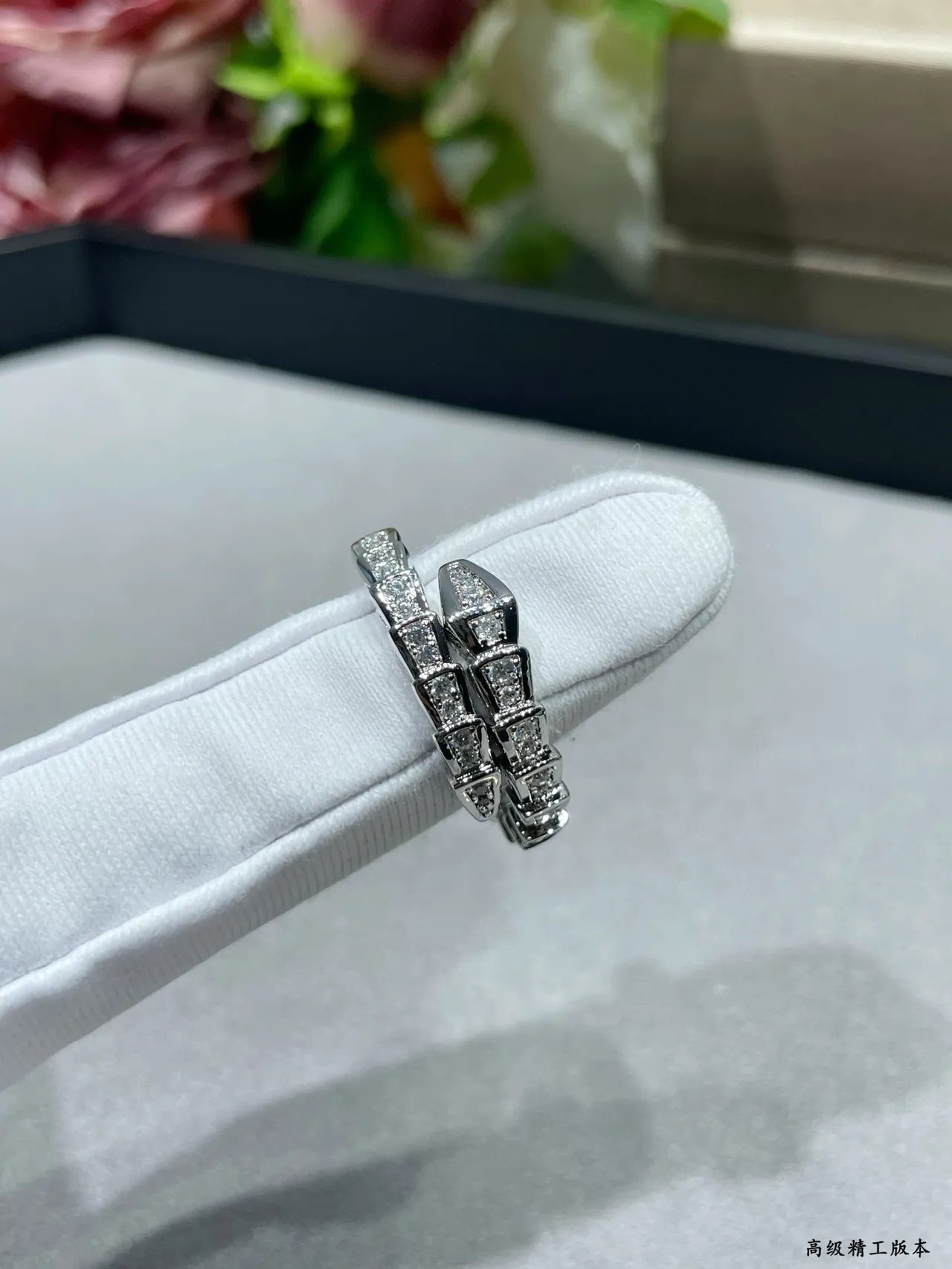 Bvlgari Serpenti Viper Argent Or Articulé Serpentiné Pavé-Set Diamants Bague 5